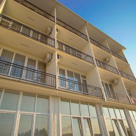 Sariya Hotel Kheivani Eksteriør billede